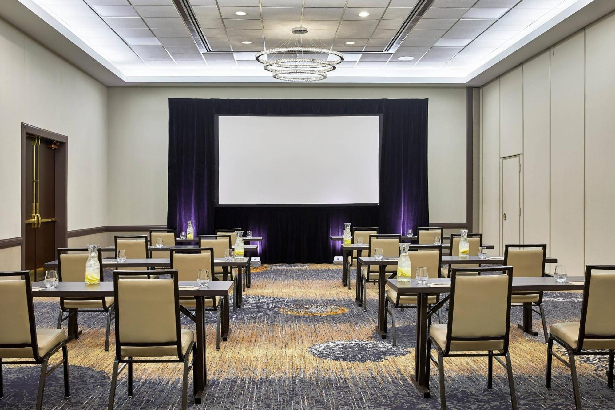 Renaissance Chicago Glenview Suites Hotel Dış mekan fotoğraf