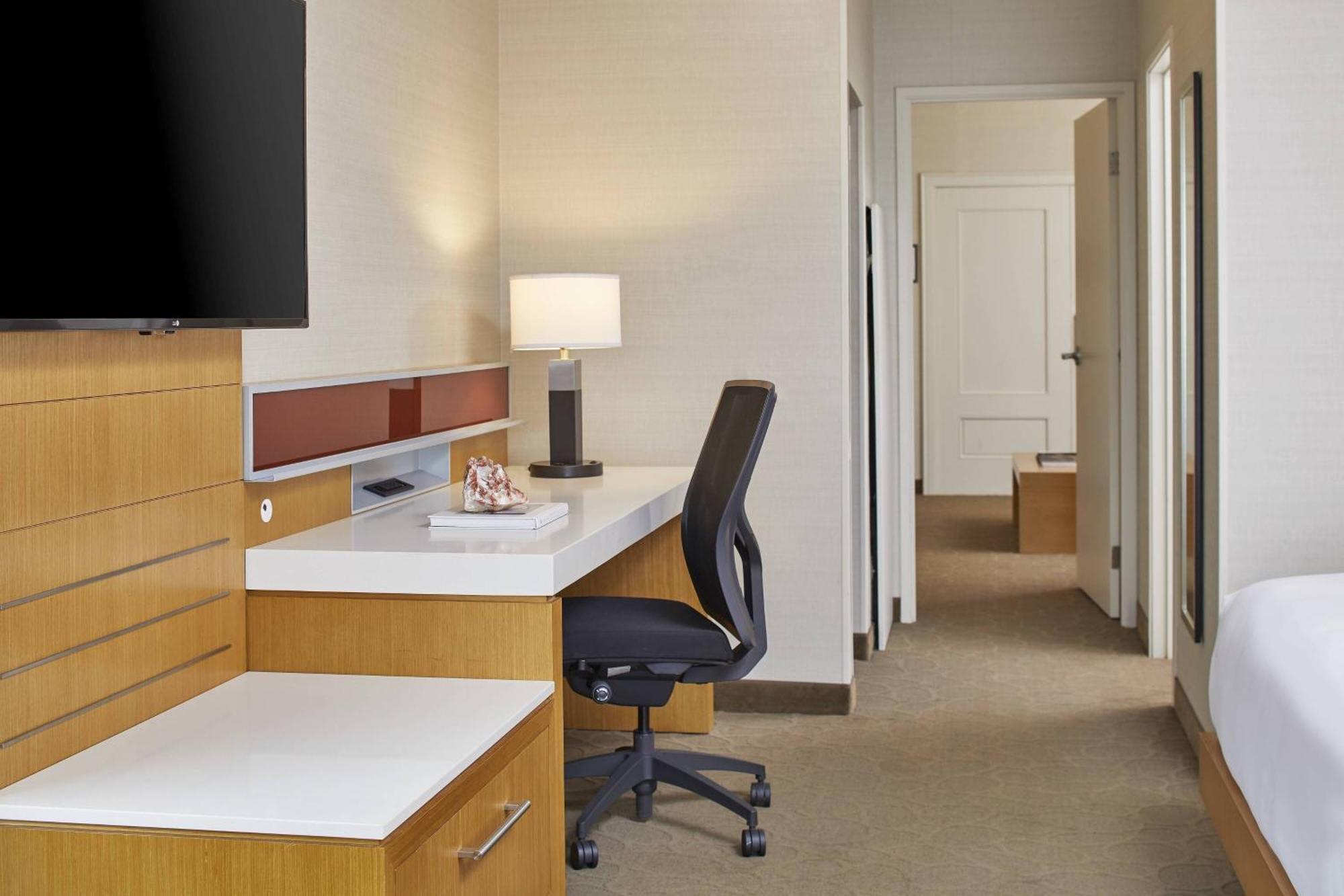 Renaissance Chicago Glenview Suites Hotel Dış mekan fotoğraf